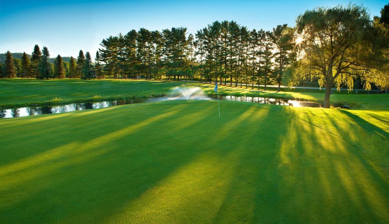Bluegreen Vacations Christmas Mountain Village, An Ascend Resort Wisconsin Dells Bagian luar foto