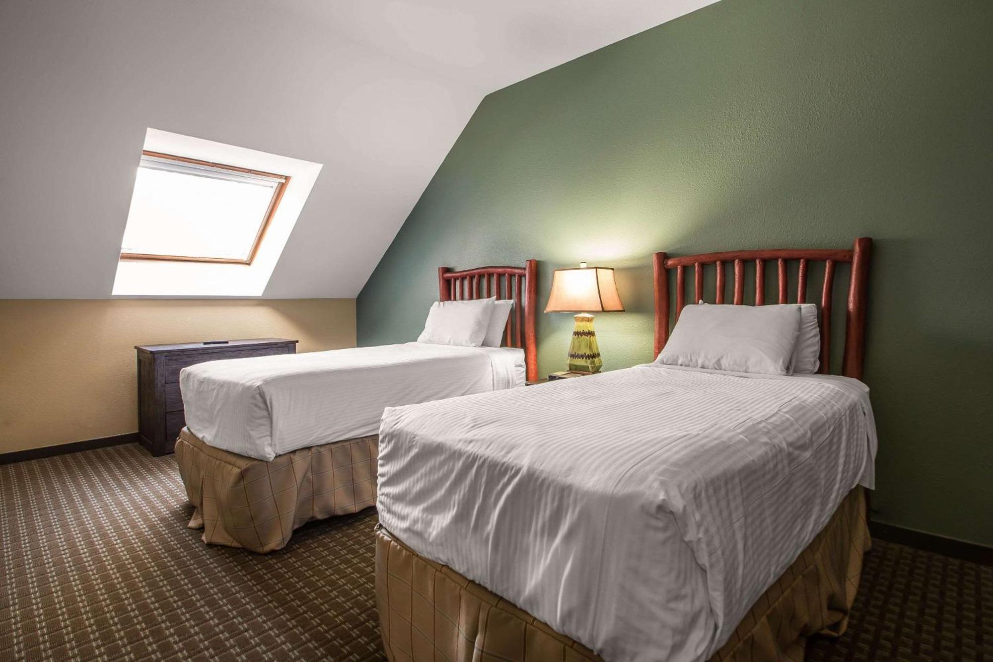 Bluegreen Vacations Christmas Mountain Village, An Ascend Resort Wisconsin Dells Bagian luar foto